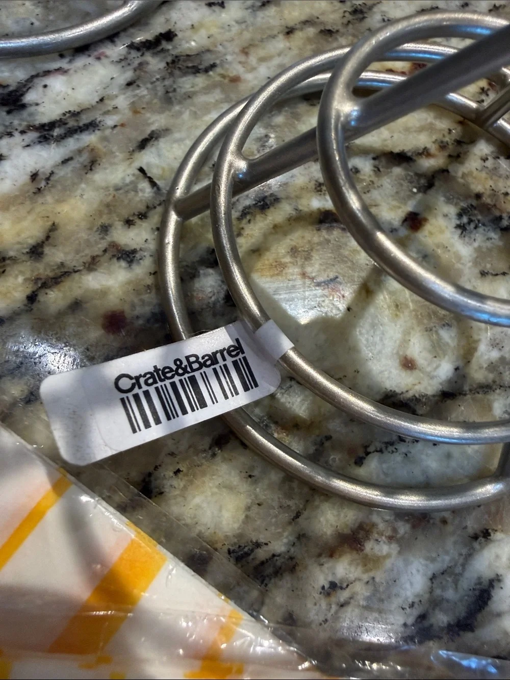 NWT Crate&Barrel Silver Spiral Fry Cone Holders with Yellow-Striped Liners